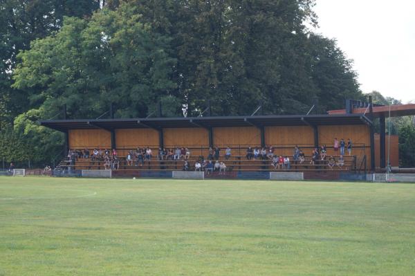 Stadion w Pisarzowice - Pisarzowice