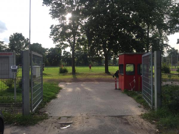 Sportplatz Sinnersdorfer Straße - Köln-Roggendorf/Thenhoven