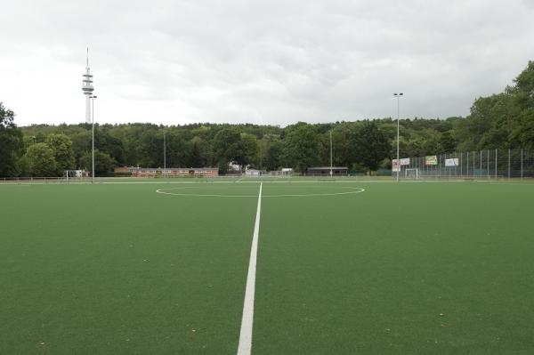 Stadion Sander Tannen Nebenplatz 1 - Hamburg-Bergedorf