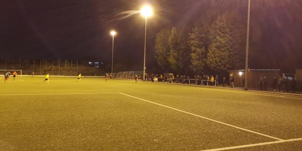 Jupp-Breuer-Stadion Nebenplatz - Grevenbroich-Kapellen
