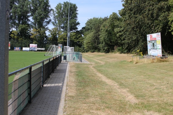 Sportzentrum Voerde Platz 3 - Voerde/Niederrhein