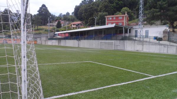 Campo de Fútbol A Granxa - Domaio 