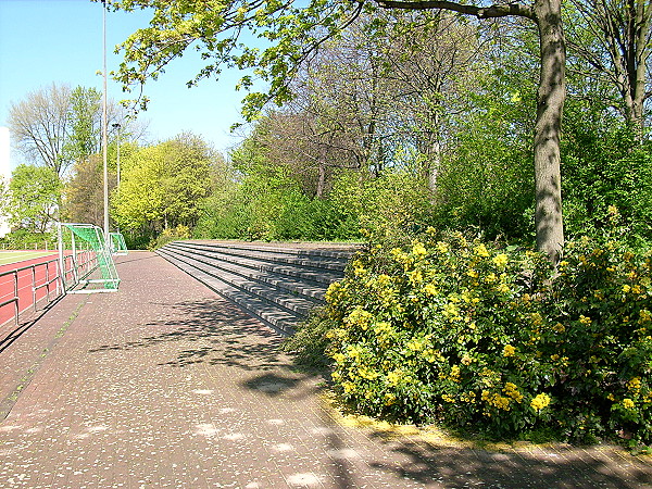 Sportplatz Maybachufer - Berlin-Neukölln