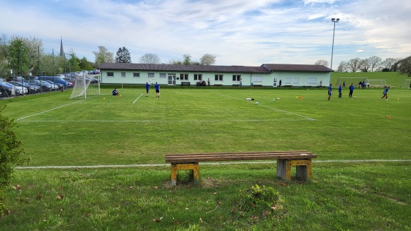 Sportplatz Burghausen - Wasserlosen-Burghausen