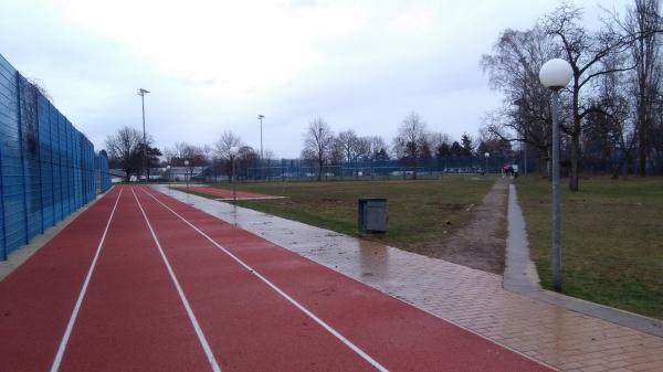 Sportplatz Jaczostraße - Berlin-Wilhelmstadt