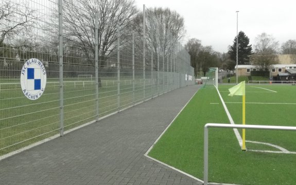 Ludwig-Kuhnen-Stadion Nebenplatz - Aachen-Burtscheid