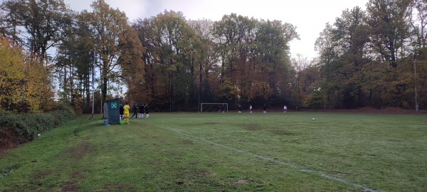 Waldsportplatz - Wennigsen/Deister-Steinkrug