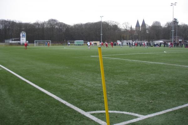 Bezirkssportanlage Franzsches Feld E-Platz - Braunschweig