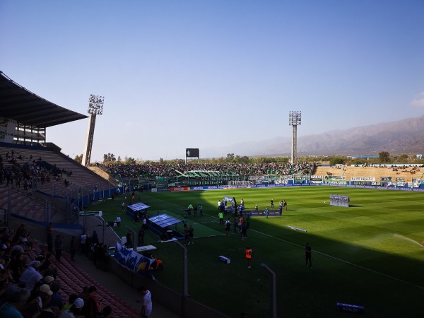 Estadio Provincial Juan Gilberto Funes - La Punta