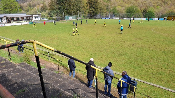 Sportplatz auf der Schmittwiese - Hoppstädten-Weiersbach