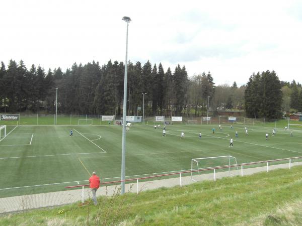 Sportplatz Am Schwimmbad - Großbreitenbach