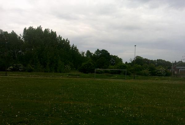 Sportanlage an den Bahnschranken C-Platz - Lübeck-Dänischburg