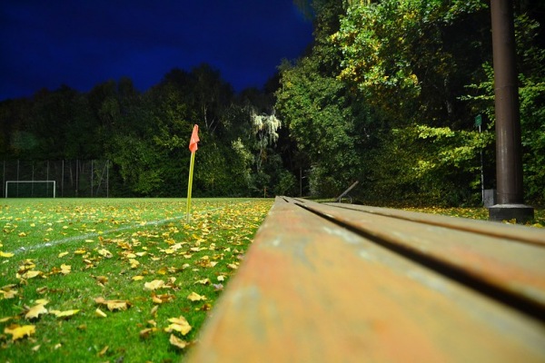 Sportplatz Hinter der Bahn - Vechelde-Groß Gleidingen