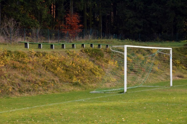 Otto-Knüpfer-Sportplatz - Markneukirchen-Wernitzgrün