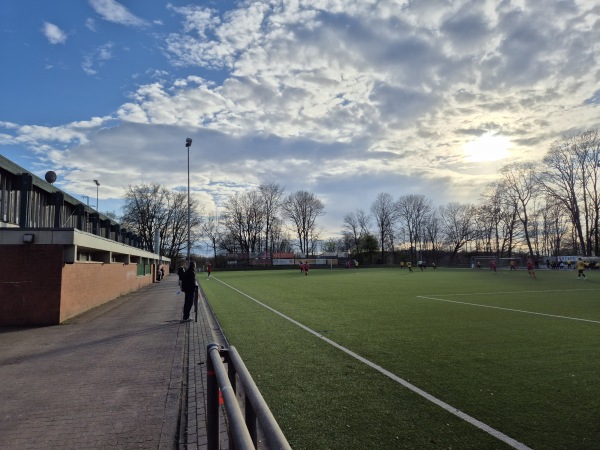 Stadion Am Hohen Busch Nebenplatz 2 hinter der Tribüne - Viersen