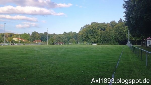 Rietenlau-Stadion Nebenplatz - Hülben