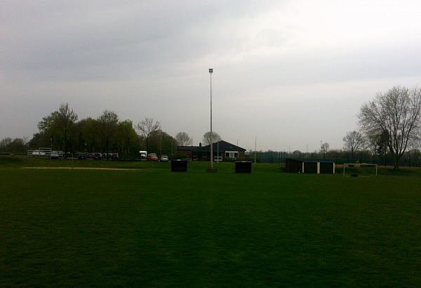 Sportzentrum Gemeinde Gnutz B-Platz - Gnutz