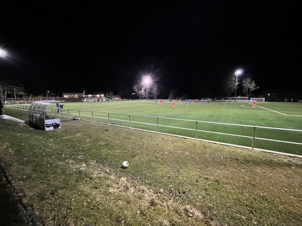 Sportplatz Bruckwiesen - Auenwald-Oberbrüden