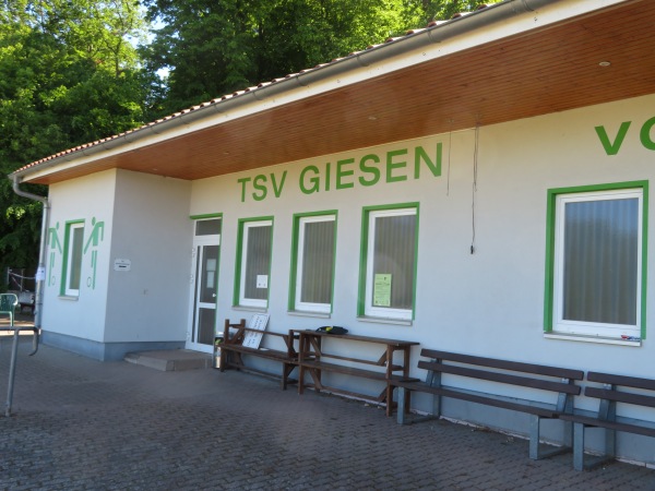 Waldstadion Schöne Aussicht - Giesen