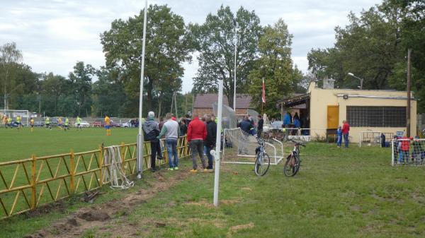 Boisko w Jasień - Jasień