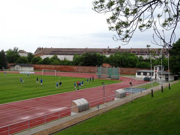 Friedrich-Ludwig-Jahn-Sportplatz - Quedlinburg