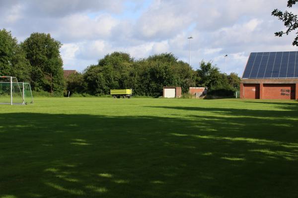 Stadion an der Peldemühle B-Platz - Esens