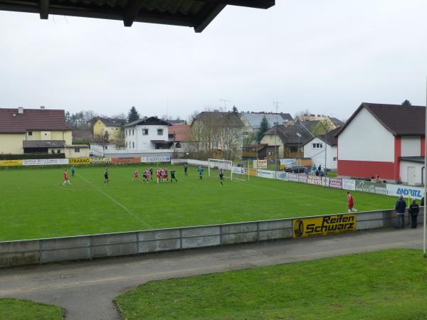 Sportplatz Steyrermühl - Steyrermühl