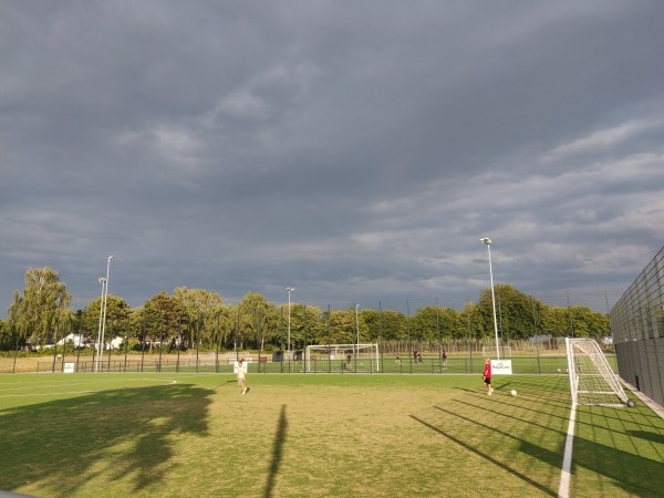 Sportplatz Martinusstraße - Köln-Esch
