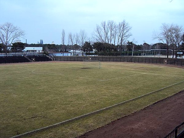 Stadion der Hüttenwerker auf den Sportanlagen Waldstraße - Eisenhüttenstadt