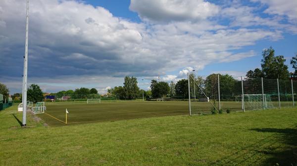 Dr.-Fritz-Fröhlich-Stadion Nebenplatz - Regis-Breitlingen