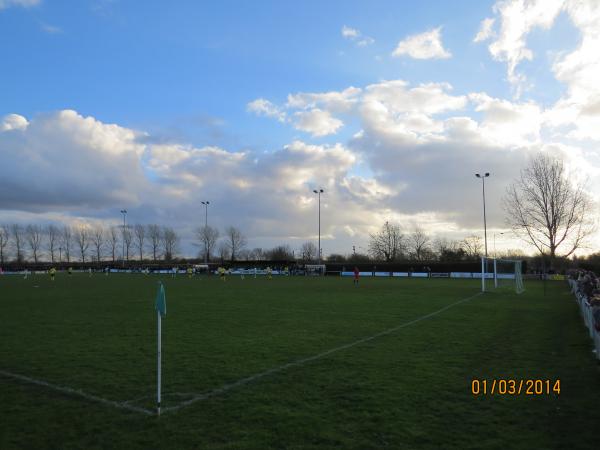 Willen Road - Newport Pagnell, Buckinghamshire