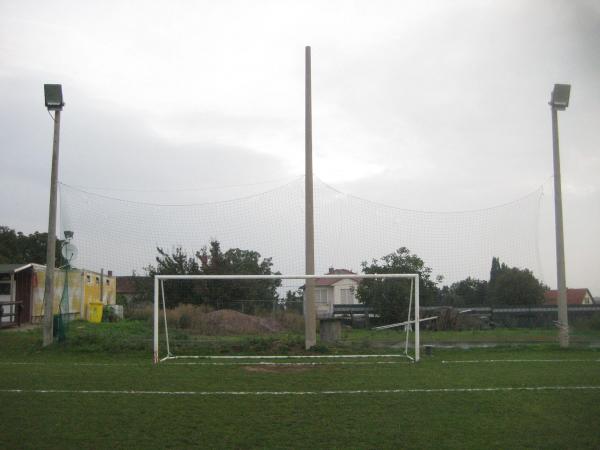 Wellner Sportplatz - Hohe Börde-Wellen
