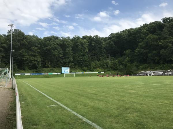 Sportanlage Walter-Strobel-Weg - Kämpfelbach-Bilfingen