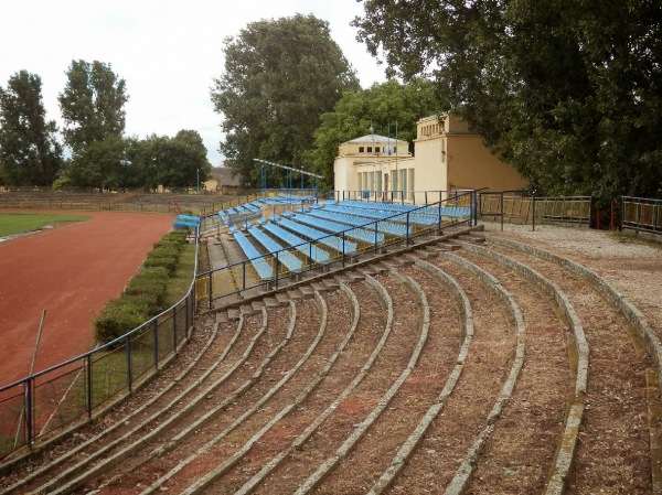 Hódmezővásárhelyi Városi Stadion - Hódmezővásárhely