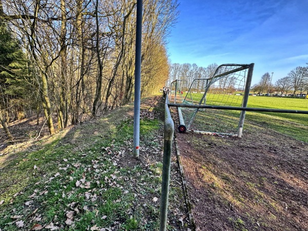 Eichenwaldstadion - Marienmünster-Bredenborn