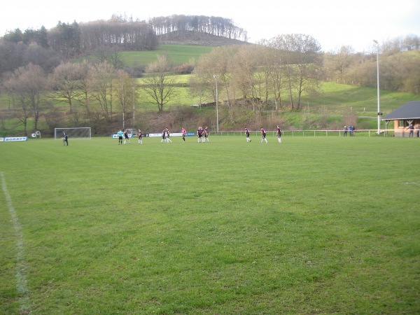 Sportplatz Im Tal - Hallenberg-Hesborn