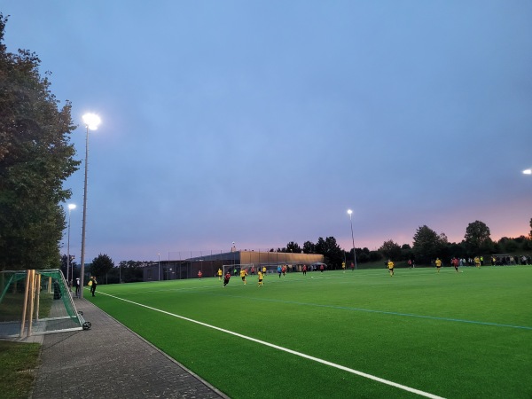 Sport- und Freizeitzentrum Seehansen Platz 3 - Ditzingen-Hirschlanden
