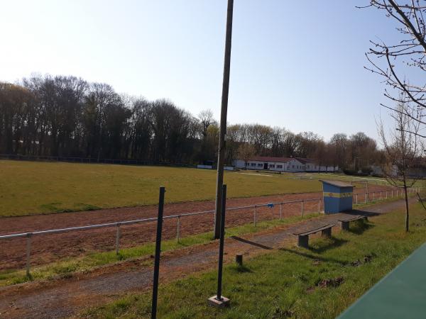 Sportplatz am Bahnhof - Arnstein/Harz-Sandersleben 