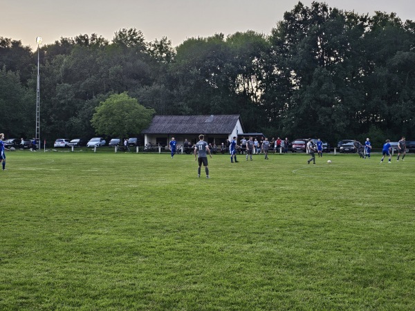 Sportplatz Weigelshofen - Weigelshofen