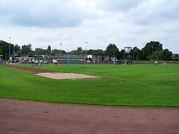 Marli-Stadion - Lübeck-St. Gertrud