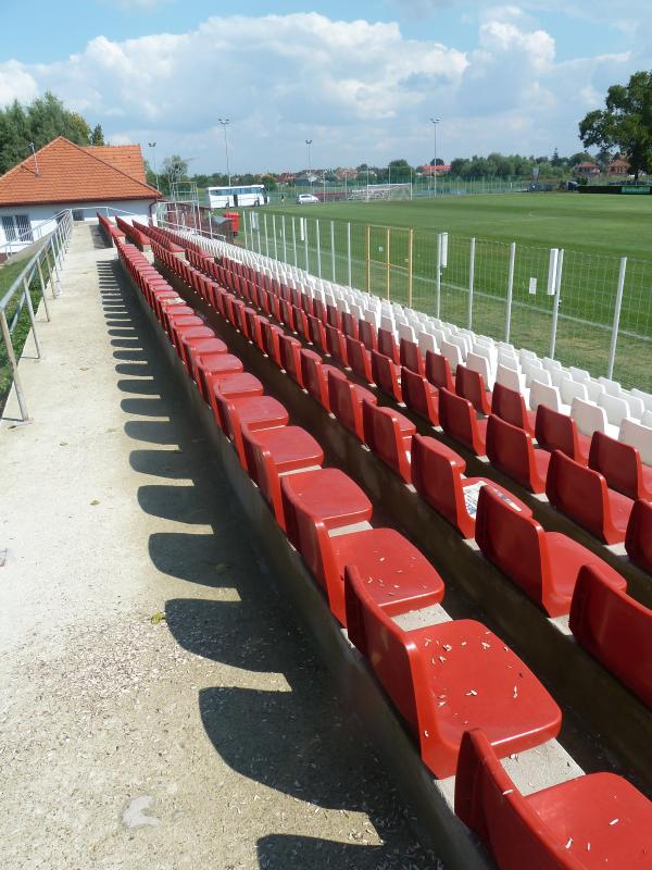 Várkert Sportpálya - Kisvárda