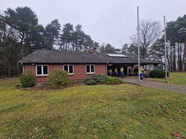 Waldsportplatz - Dedelstorf-Oerrel