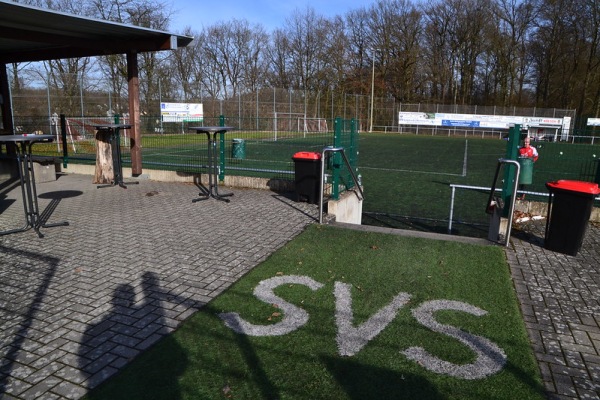 Sportplatz auf dem Höchsten - Engelskirchen-Schnellenbach