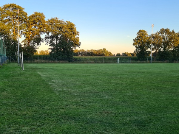 Sportanlage Mitte B-Platz - Merzen-Engelern