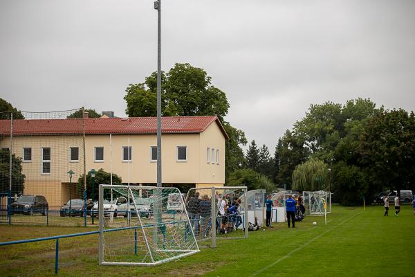 Sportplatz am Elbufer - Nünchritz