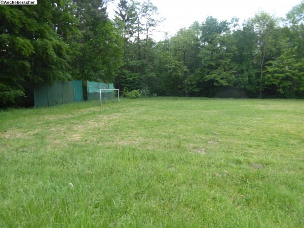 Sportanlage Niedermittlau Platz 2 - Hasselroth-Niedermittlau