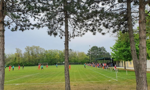 Sportplatz Markgrafneusiedl - Markgrafneusiedl