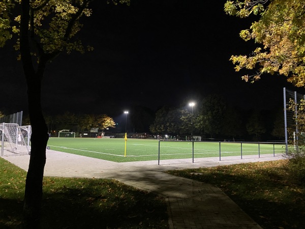 Sportplatz an der Schleuse - Oberhausen/Rheinland-Borbeck