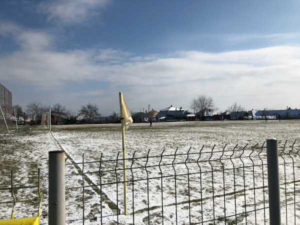 Stadionul Unirea - Tășnad