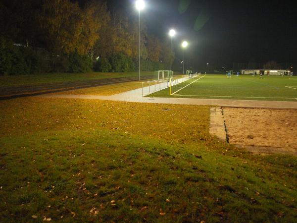 Ernst-Loewen-Sportplatz - Hemer-Deilinghofen